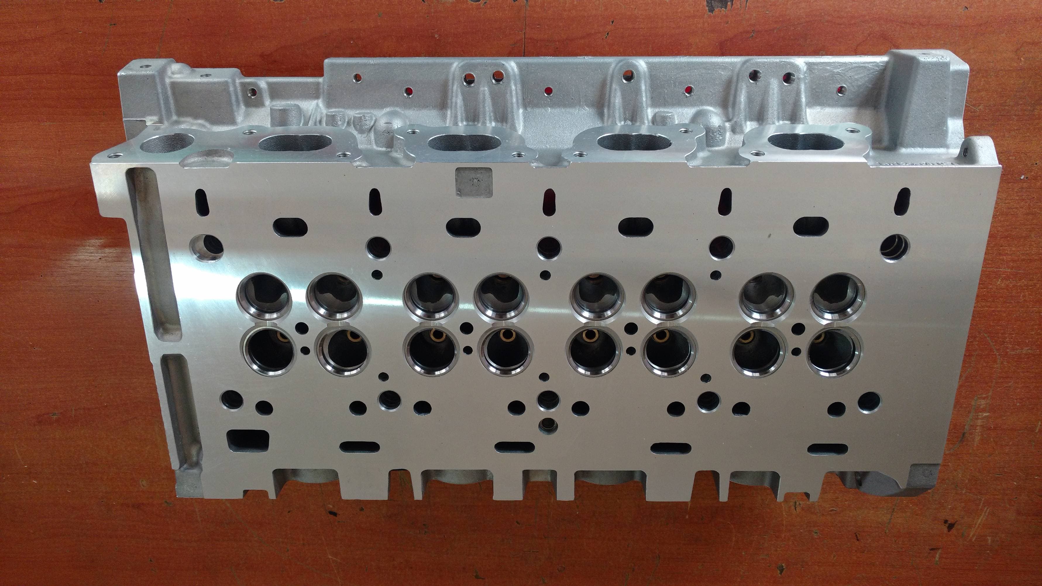Tapa de Cilindros Renault 2.5 Diesel (Renault Master)