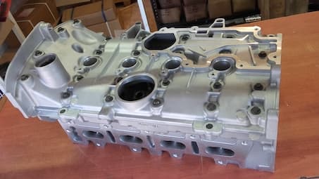 Tapa de Cilindros Renault K4M Nafta 16v miniatura 4